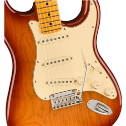 GUIT ELECT FENDER AM PRO II STRAT MN SS - FENDER