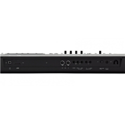 SINTETIZADOR KORG KROME EX 73 - KORG