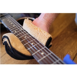 PANO MUSIC NOMAD LIMPEZA GUIT MN241 - MUSIC NOMAD