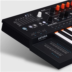 SINTETIZADOR ARTURIA MINIFREAK - ARTURIA
