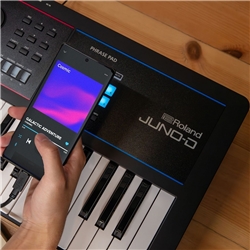 SINTETIZADOR ROLAND JUNO-D7 - ROLAND