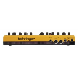 SINTETIZADOR BEHRINGER TD-3-MO AM - BEHRINGER