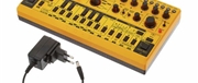 SINTETIZADOR BEHRINGER TD-3-MO AM - BEHRINGER