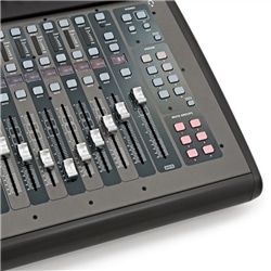 MESA MISTURA BEHRINGER X-32 COMPACT - BEHRINGER